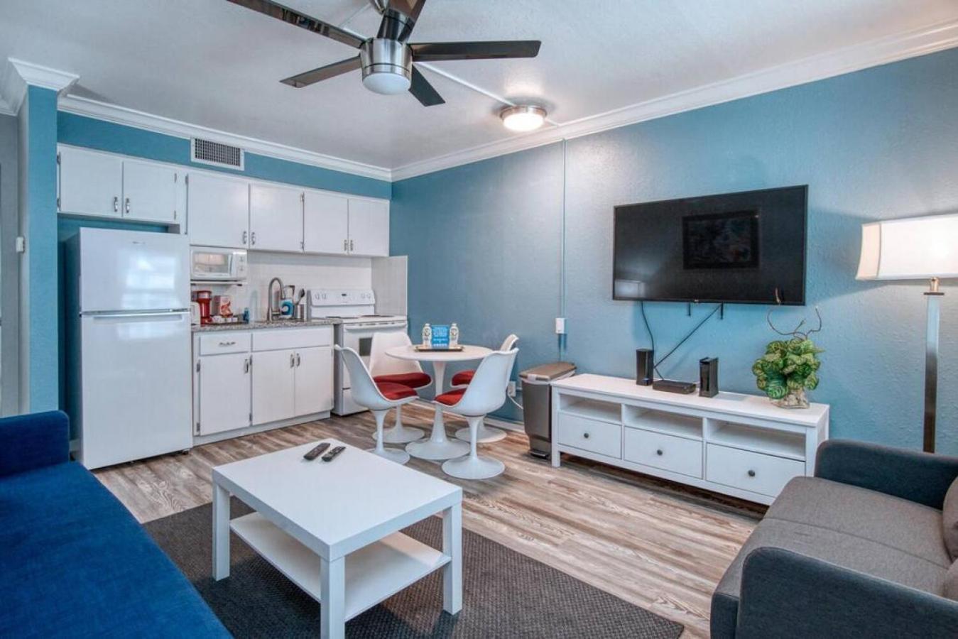 Sunset Beach Suites At Madeira Beach! Pet Friendly With Summer Breezes! - Suite 6 St. Pete Beach Esterno foto