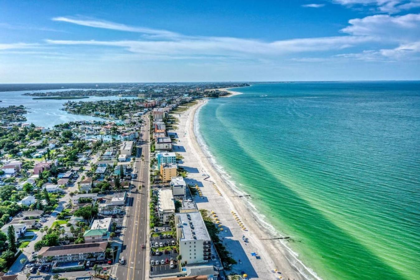 Sunset Beach Suites At Madeira Beach! Pet Friendly With Summer Breezes! - Suite 6 St. Pete Beach Esterno foto